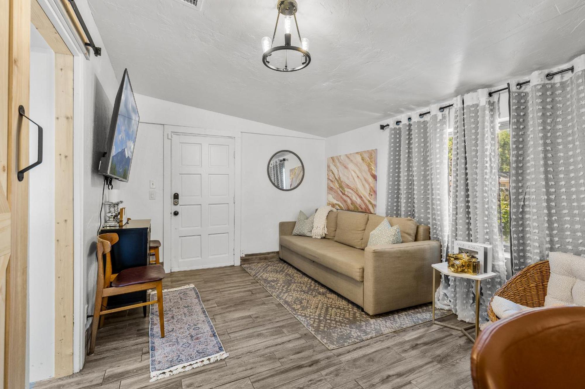 5 Minute Walking To Downtown, Nau, Coffee Shops, Shopping, Parks And More! Flagstaff Eksteriør bilde
